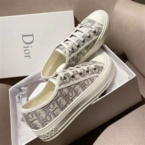 dior sneakers female